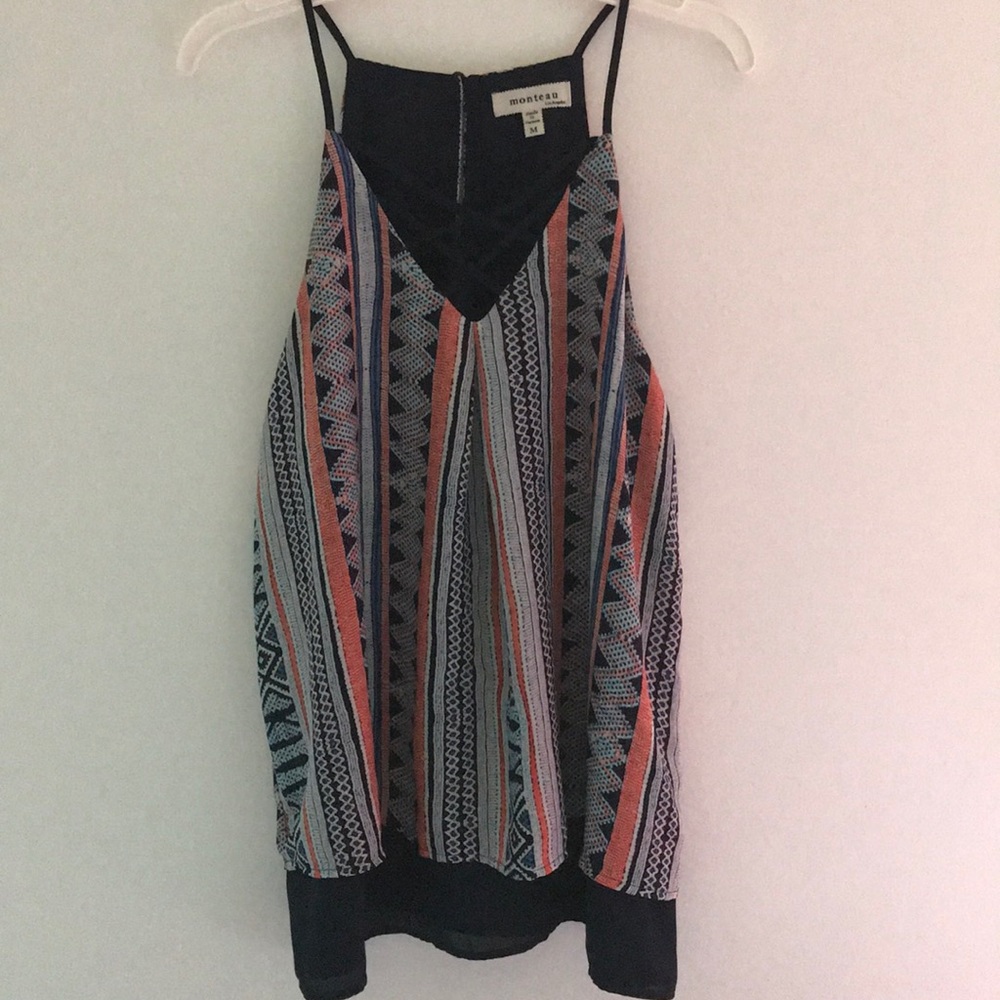 🔥PRICE DROP🔥Pattern and navy layered tank top